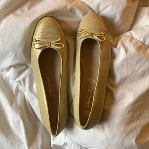 Salvatore Ferragamo gold flats size 9